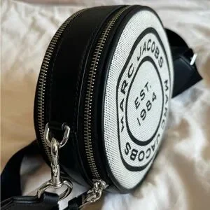 Marc Jacobs | Bags | Marc Jacobs Signet Canvas Circle